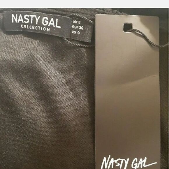 NWT Nasty Gal Black Crepe Pleated/Ruffle Fit 'n Flare Dress Sz.4 Ret. $128 - Picture 9 of 9